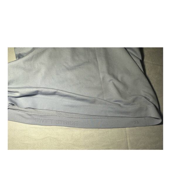 Lululemon Woman's Light Purple Swiftly Tech Shirt Size 8 - Picture 2 of 5